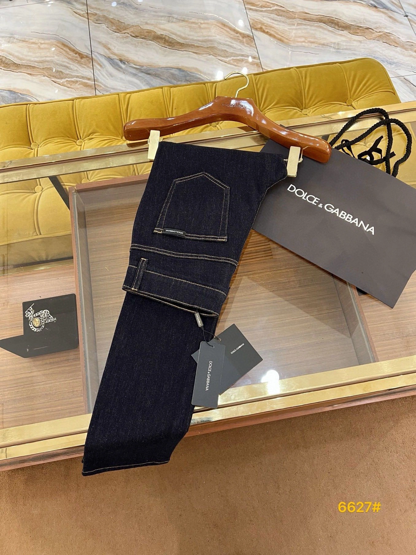 wg.luxury- 4o835& item:D-F409J1506